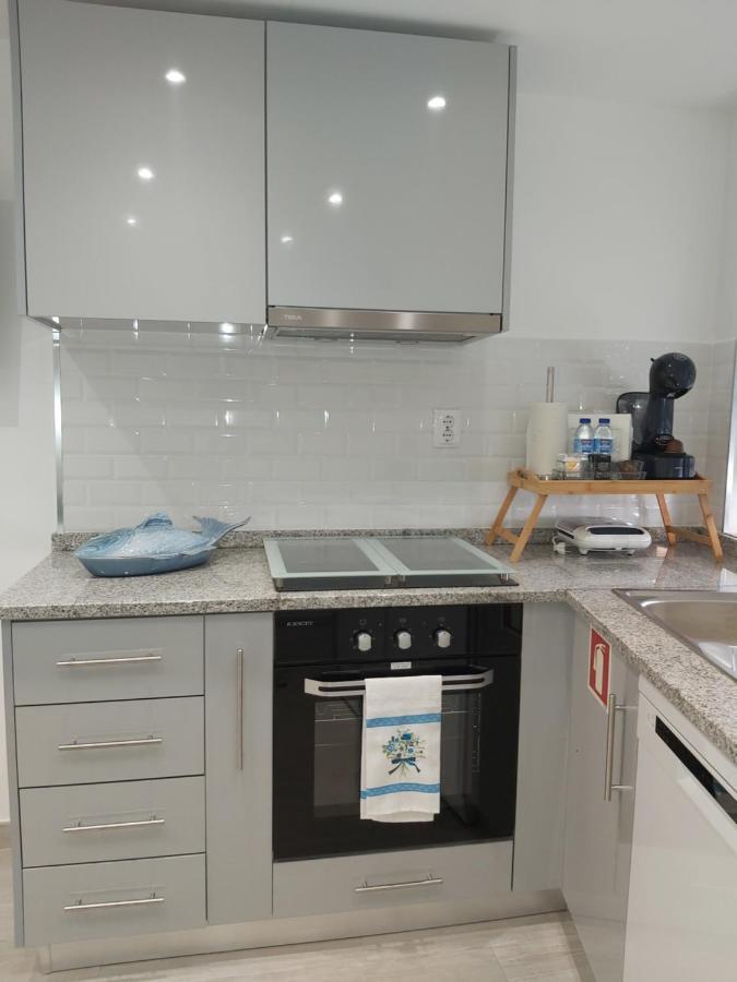 Alto Da Lapa Luxury House Free 1 Parking Place ポルト エクステリア 写真