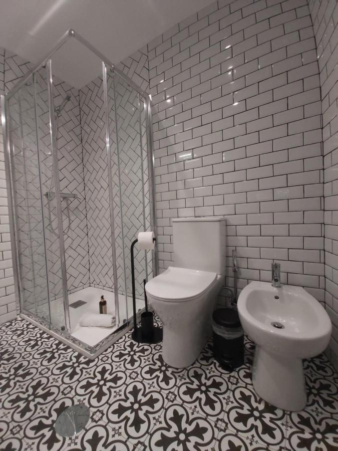 Alto Da Lapa Luxury House Free 1 Parking Place ポルト エクステリア 写真