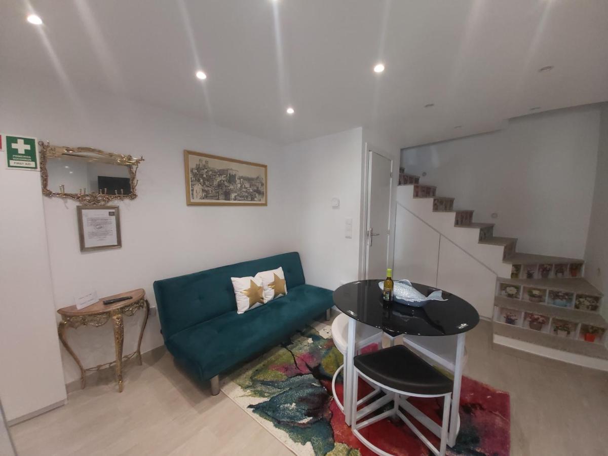 Alto Da Lapa Luxury House Free 1 Parking Place ポルト エクステリア 写真